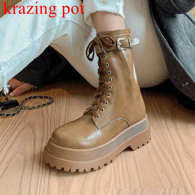 Krazing Pot New Genuine Leather Lace Up Thick Bottom Punk Style Keep Warm Winter Shoes Platform Luxury Metal Buckle Ankle Boots
Krazing Pot New Genuine Leather Lace Up Thick Bottom Punk Style Keep Warm Winter Shoes Platform Luxury Metal Buckle Ankle Boots