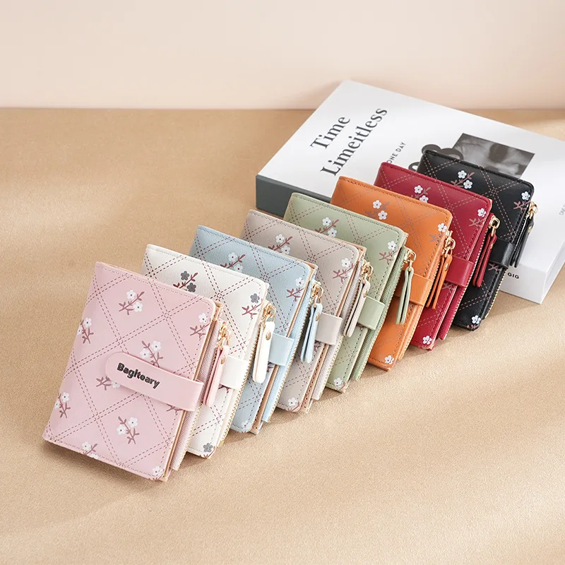 Women's Short Wallet with Multiple Card Slots Fashionable Floral Print Wallet High-end PU Waterproof Student Coin Purse
Women's Short Wallet with Multiple Card Slots Fashionable Floral Print Wallet High-end PU Waterproof Student Coin Purse
