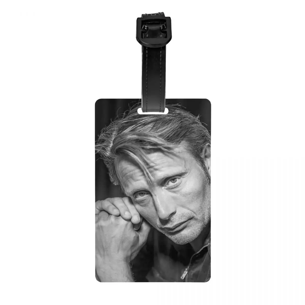 Пользовательский красивый Mads Mikkelsen, бирка для багажа, защита конфиденциальности, бирки для багажа, этикетки для дорожных сумок, чемодан
Пользовательский красивый Mads Mikkelsen, бирка для багажа, защита конфиденциальности, бирки для багажа, этикетки для дорожных сумок, чемодан