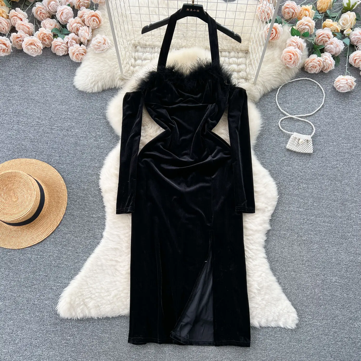 High Quality Hepburn Style Black Velvet Eveing Party Dress For Women Christmas Chic Fur Bra Halter Off Should Slit Dresses Lady
High Quality Hepburn Style Black Velvet Eveing Party Dress For Women Christmas Chic Fur Bra Halter Off Should Slit Dresses Lady