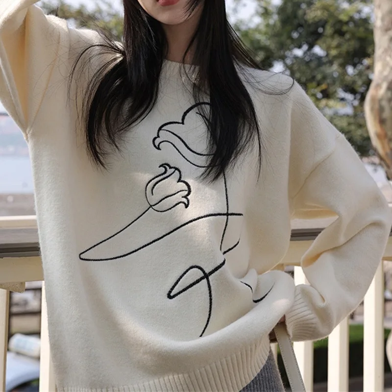 2022 new autumn/winter women's Lazy style Line graffiti embroidered soft sticky sweater loose knit top
2022 new autumn/winter women's Lazy style Line graffiti embroidered soft sticky sweater loose knit top