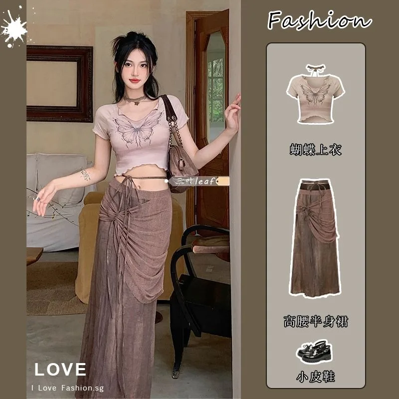 Women's Set 2023 Summer Pure Lust Butterfly Halo Dyed Knitted Top Design Sense High Waist Slim Skirt Two Pieces Suit Clothes
Women's Set 2023 Summer Pure Lust Butterfly Halo Dyed Knitted Top Design Sense High Waist Slim Skirt Two Pieces Suit Clothes