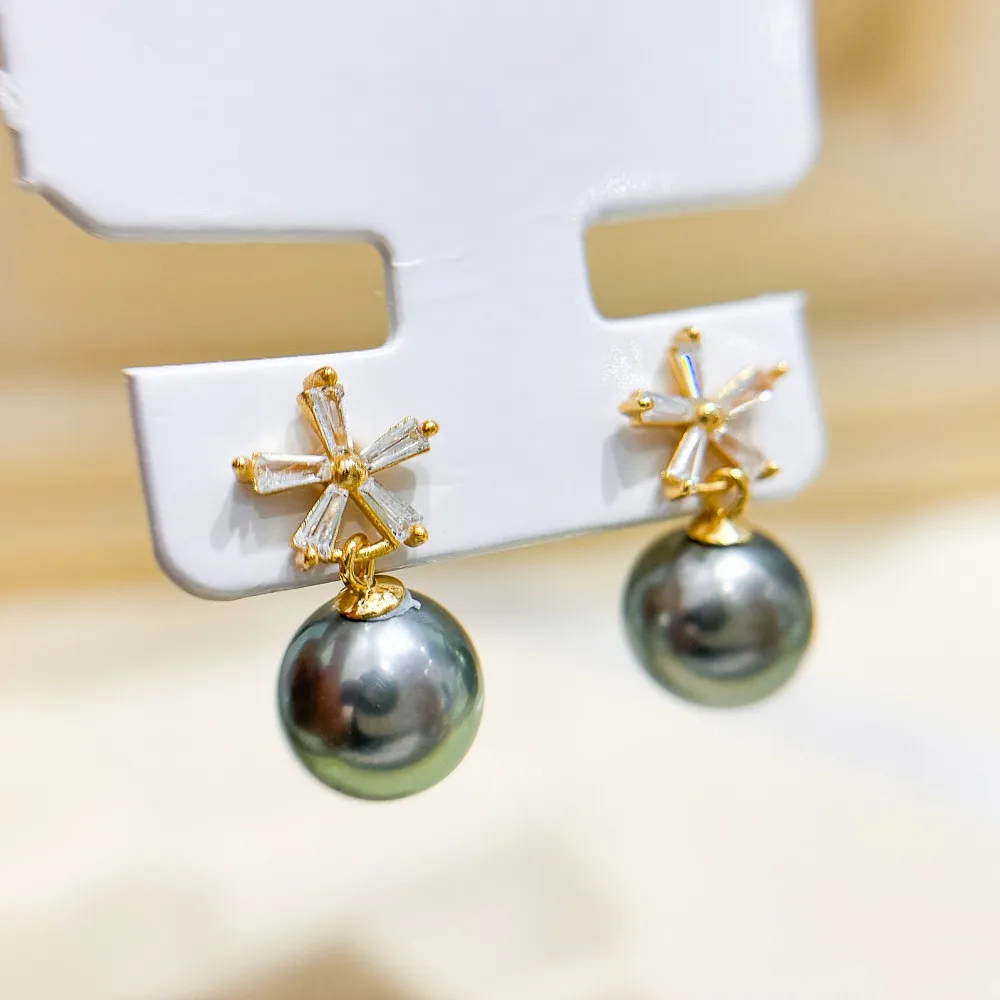 DIY Pearl Accessories S925 Pure Silver Ear Studs with Empty Support, Gold Silver Earrings Fit 8-13mm Round E389
DIY Pearl Accessories S925 Pure Silver Ear Studs with Empty Support, Gold Silver Earrings Fit 8-13mm Round E389