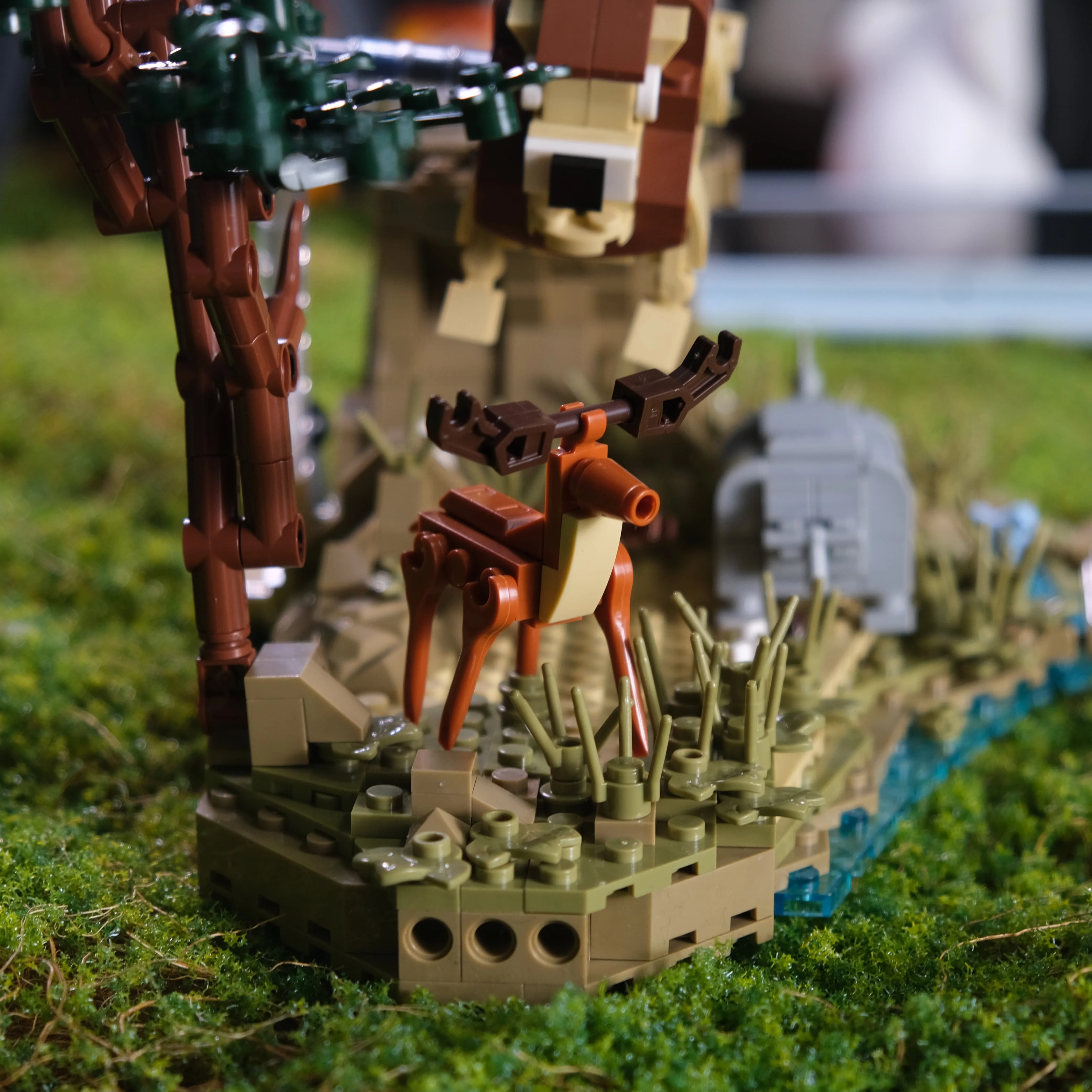 755PCS Creative Tropical Forest Building Blocks Cute Animal Lion Zoo Model Bricks Assemble Toys Birthday Gift for Adults Kids 755PCS Creative Tropical Forest Building Blocks Cute Animal Lion Zoo Model Bricks Assemble Toys Birthday Gift for Adults Kids