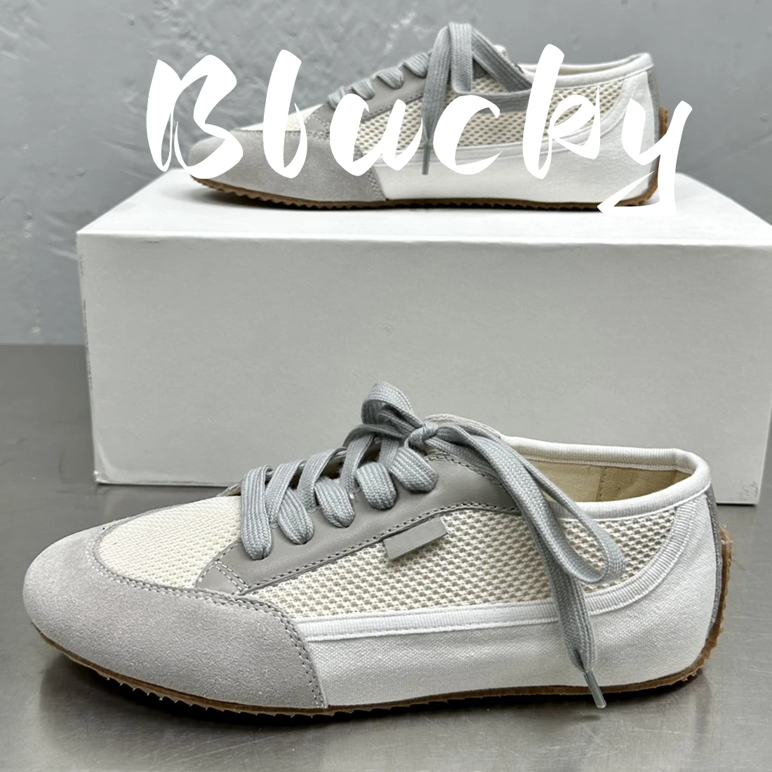 2023 Women's flat Shoes Casual Shoes Breathable Mesh Sports Shoes Leather Splicing Casual Lace-up Shoes For
2023 Women's flat Shoes Casual Shoes Breathable Mesh Sports Shoes Leather Splicing Casual Lace-up Shoes For