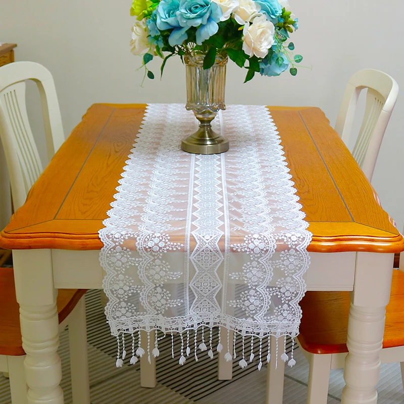 Europe white lace flower Embroidery Table flag Runner cloth cover tablecloth Christmas Wedding Table decoration and accessories
Europe white lace flower Embroidery Table flag Runner cloth cover tablecloth Christmas Wedding Table decoration and accessories