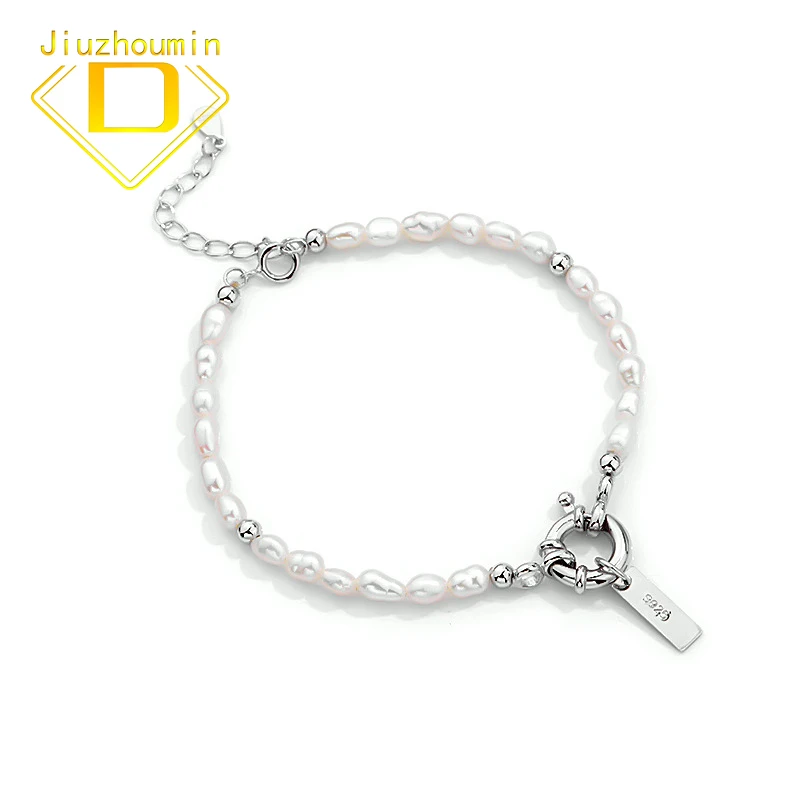 Trend 925 Sterling Silver Square Plaque Pendant Pearl Bracelet for Women Light Luxury Retro Temperament Bracelet Gifts for Girls
Trend 925 Sterling Silver Square Plaque Pendant Pearl Bracelet for Women Light Luxury Retro Temperament Bracelet Gifts for Girls
