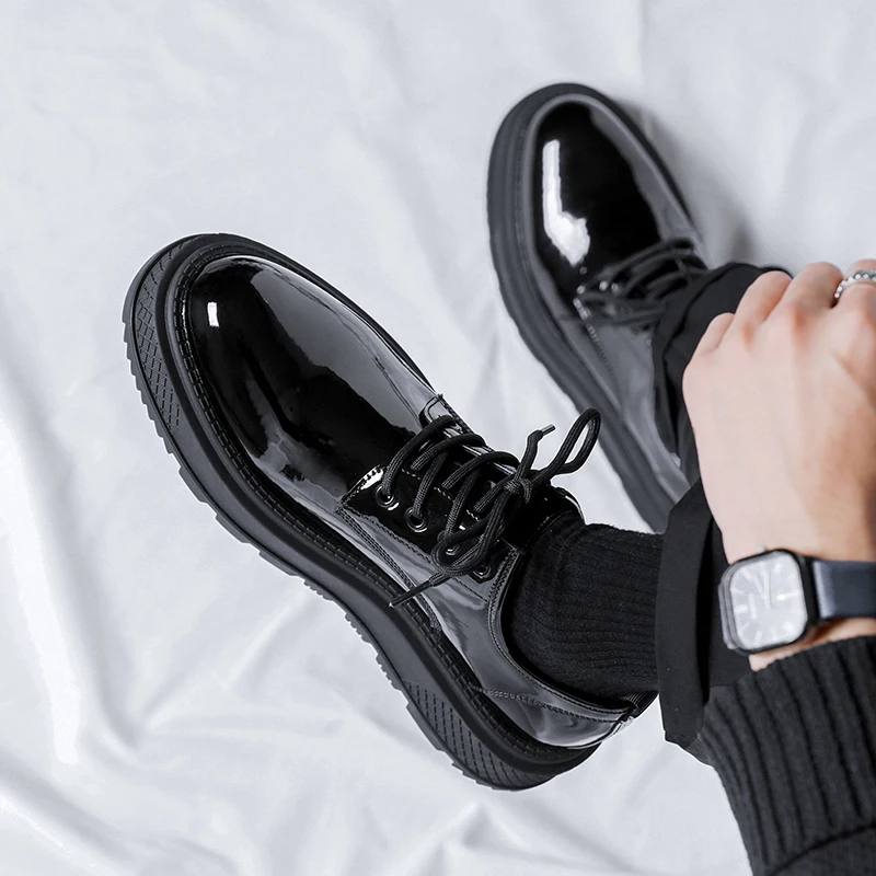 Black British Style Thick Bottom Round Toe Patent Leather Shoes Work Shoes Handmade Casual Formal Oxford Shoes Lace Up Men Shoes
Black British Style Thick Bottom Round Toe Patent Leather Shoes Work Shoes Handmade Casual Formal Oxford Shoes Lace Up Men Shoes