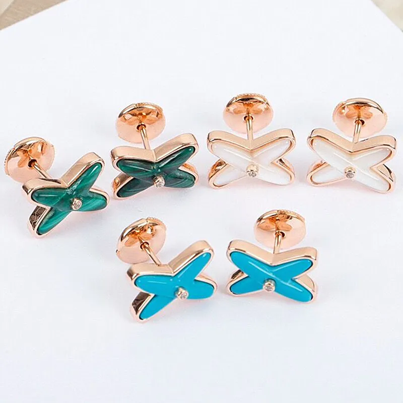 Fashion Designer 925 Sterling Silver Inlaid Natural Stone Cross Earrings for Women Sweet and Cute Simple Premium Brand Jewelry
Fashion Designer 925 Sterling Silver Inlaid Natural Stone Cross Earrings for Women Sweet and Cute Simple Premium Brand Jewelry