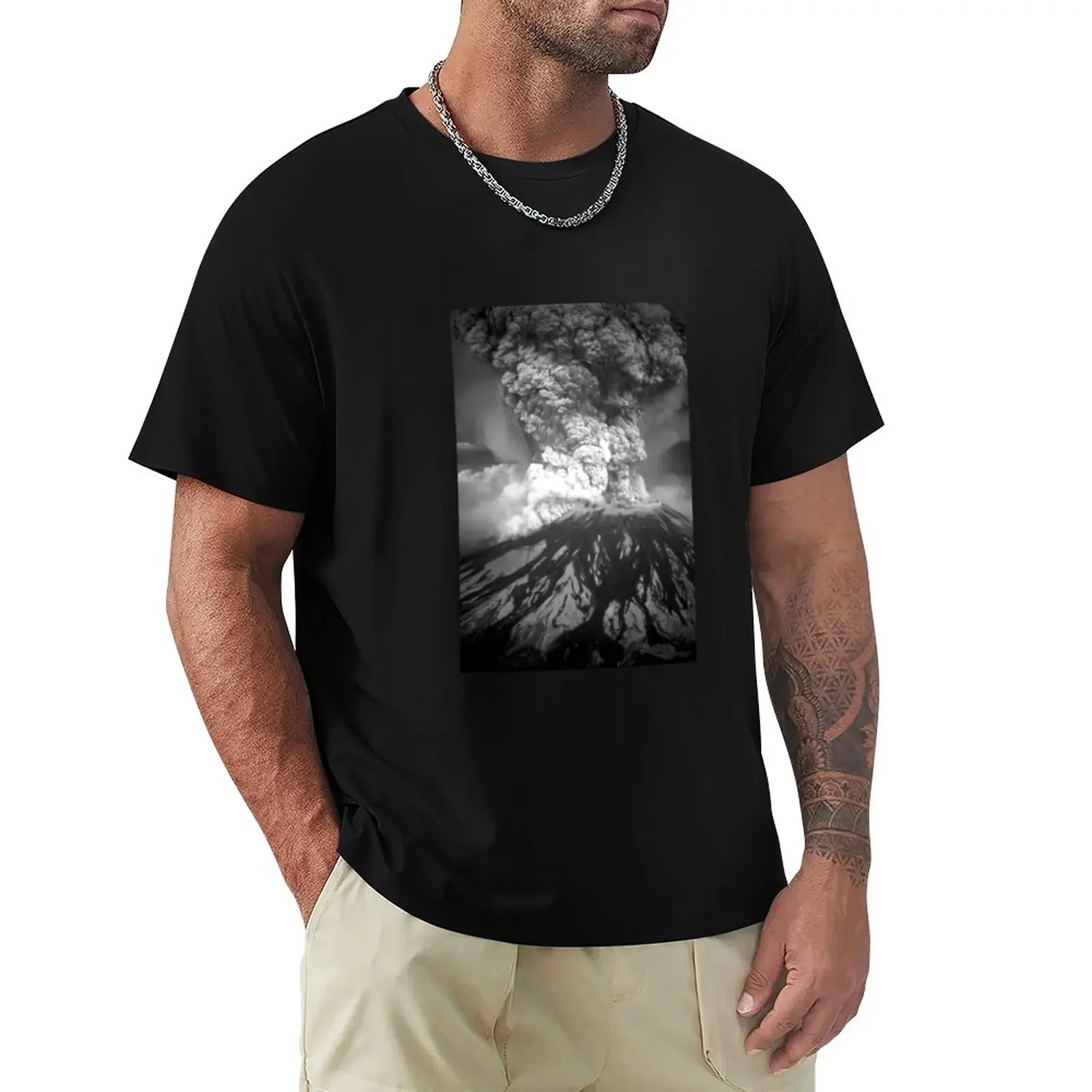 Mount Saint Helens Eruption - May 18, 1980 T-Shirt customs kawaii clothes slim fit t shirts for men
Mount Saint Helens Eruption - May 18, 1980 T-Shirt customs kawaii clothes slim fit t shirts for men