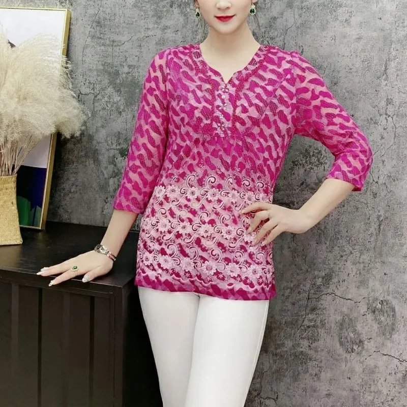 

Casual Lace Spliced 3/4 Sleeve Blouse 2024 Spring Fashion Diamonds V-Neck Women's Clothing Commute Vintage Printed Shirt ZL664