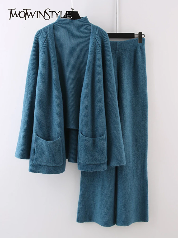 TWOTWINSTYLE Solid Three Piece Sets For Women Turtleneck Long Sleeve Pullover Loose Coat High Waist Pant Knitting Set Female New
TWOTWINSTYLE Solid Three Piece Sets For Women Turtleneck Long Sleeve Pullover Loose Coat High Waist Pant Knitting Set Female New