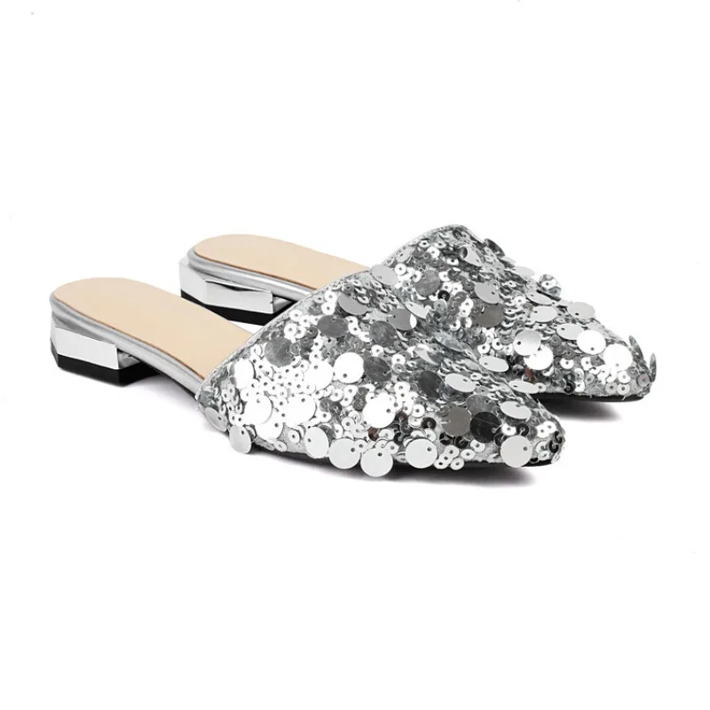 Special Shiny Leather Pointed 2cm Flat Bottom Slippers College Student Casual Outdoor Silver Slippers Flat Heel Sandals 33-48
Special Shiny Leather Pointed 2cm Flat Bottom Slippers College Student Casual Outdoor Silver Slippers Flat Heel Sandals 33-48