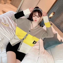 2022 Spring and Autumn New Color Contrast V-neck Cardigan Women's Fashionable and Versatile Single Breasted Long Sleeved Sweater
2022 Spring and Autumn New Color Contrast V-neck Cardigan Women's Fashionable and Versatile Single Breasted Long Sleeved Sweater