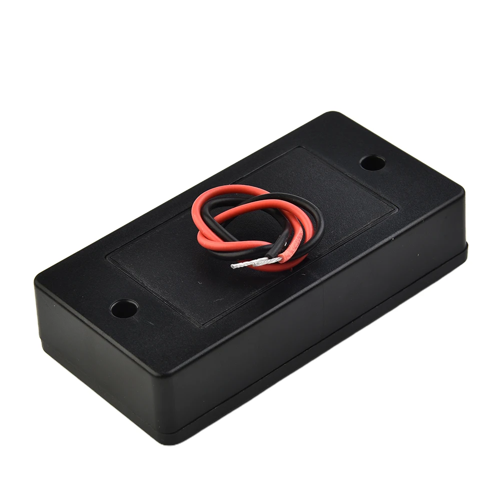 1*dual USB Ports Car Charger Input Socket With Indication Function 12V-24V Black UCC-318-2U 3.1A Car Accessories
1*dual USB Ports Car Charger Input Socket With Indication Function 12V-24V Black UCC-318-2U 3.1A Car Accessories