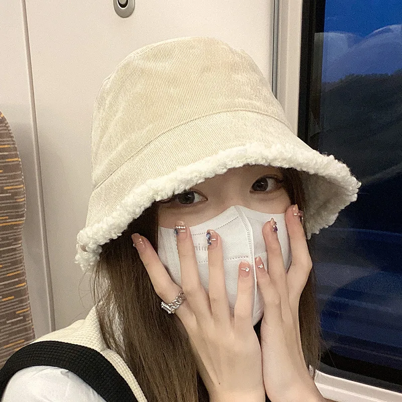 Fisherman hat female winter double sided lamb wool autumn and winter pile bucket cold hat show face cute warm fashion
Fisherman hat female winter double sided lamb wool autumn and winter pile bucket cold hat show face cute warm fashion