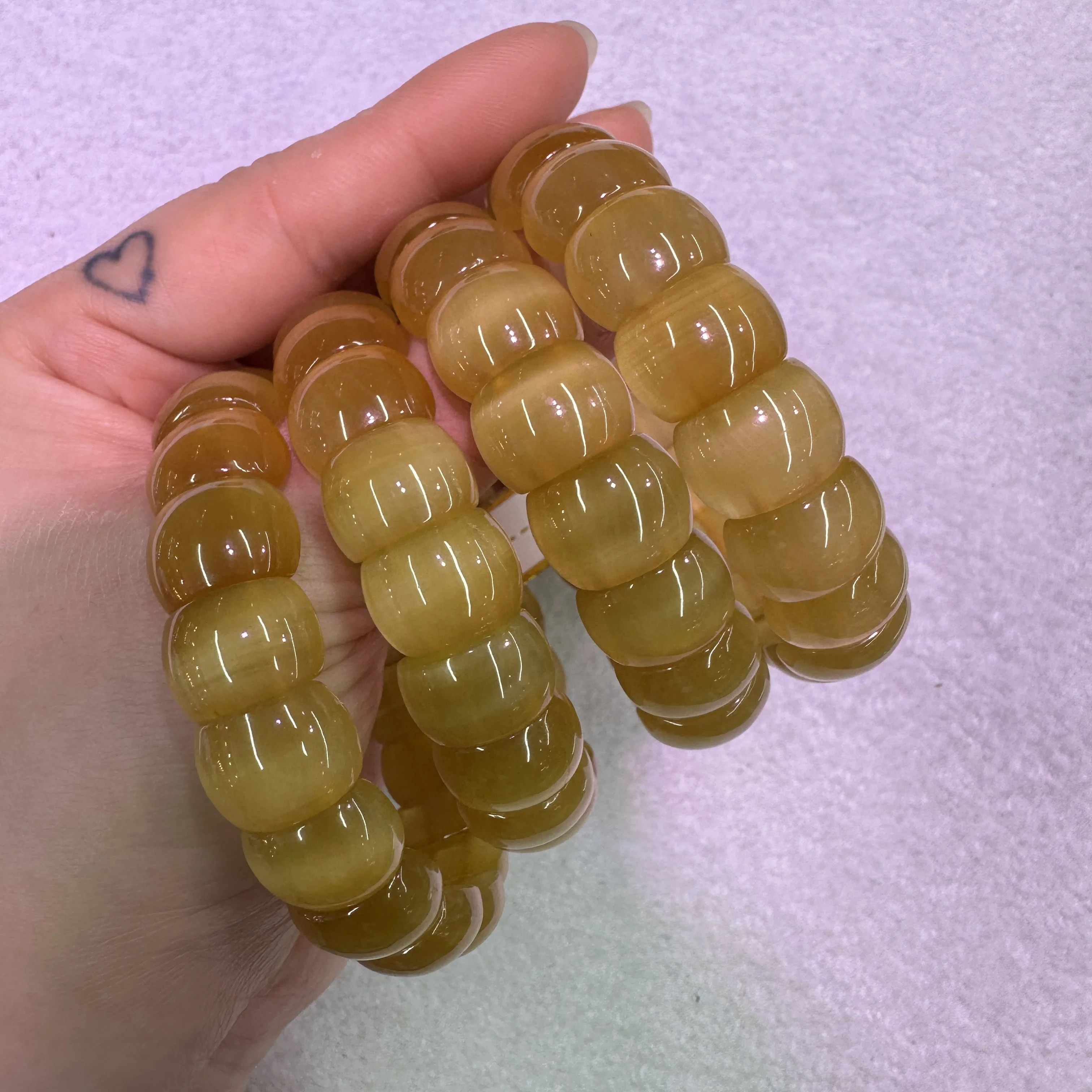 AAAAA Grade Yellow Tiger Eye Cat Eye Effect Bead Bracelet Natural Gemstone Bangle Gemstone Jewelry for Woman for Man Wholesale !
AAAAA Grade Yellow Tiger Eye Cat Eye Effect Bead Bracelet Natural Gemstone Bangle Gemstone Jewelry for Woman for Man Wholesale !