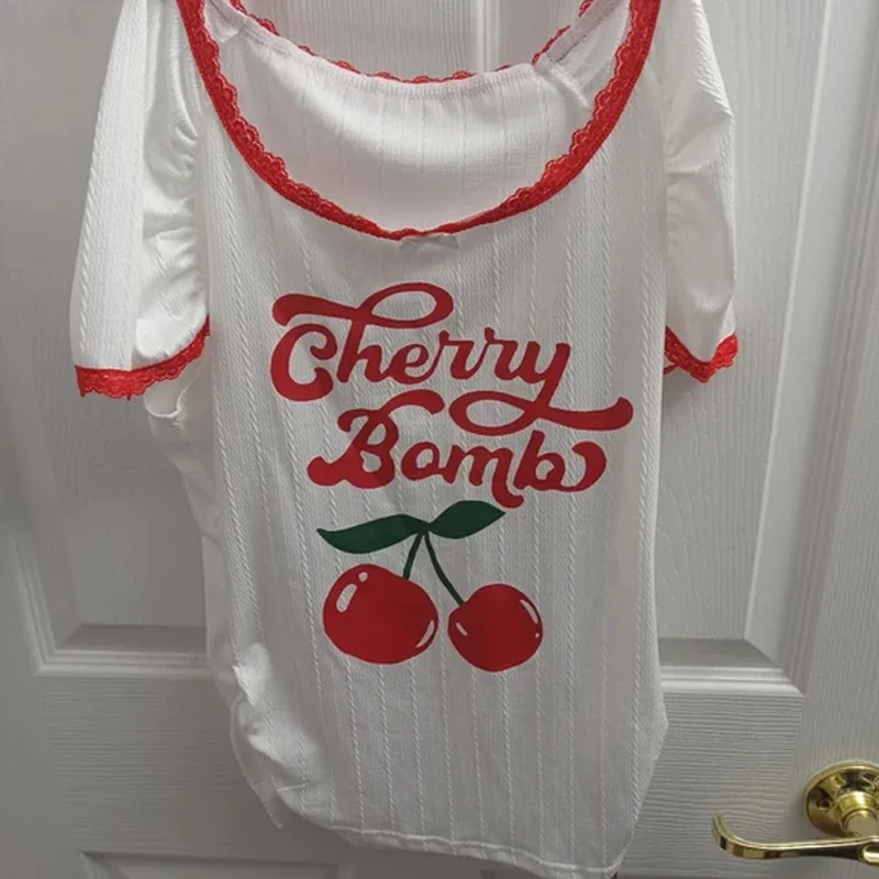 2024 Funny Cherry Graphic Print T-Shirts Women Summer Grunge Sexy Loose Casual Soft Vintage Female Clothing Lady Tops Streetwear
2024 Funny Cherry Graphic Print T-Shirts Women Summer Grunge Sexy Loose Casual Soft Vintage Female Clothing Lady Tops Streetwear