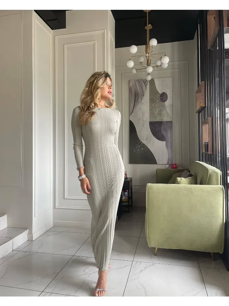 Women Autumn Winter Solid Maxi Long Sweater Dress Elegant Casual Fashion Pullover Bodycon Slim Streetwear Knitted Dress 2023 New
Women Autumn Winter Solid Maxi Long Sweater Dress Elegant Casual Fashion Pullover Bodycon Slim Streetwear Knitted Dress 2023 New