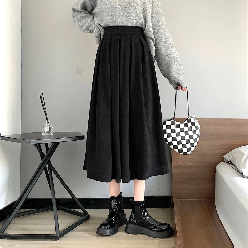 Autumn and Winter Women's High Waist Thin Mid-length Pleated Skirt Temperament Corduroy Black A-line Umbrella Skirt
Autumn and Winter Women's High Waist Thin Mid-length Pleated Skirt Temperament Corduroy Black A-line Umbrella Skirt
