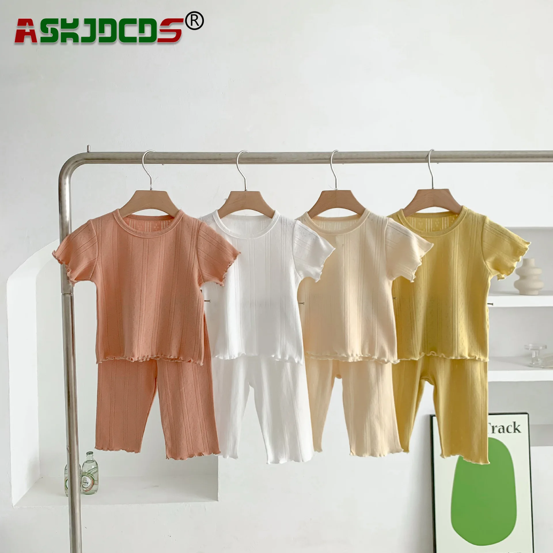 T-shirts + Pants Summer Kids Baby Girls Boys Short Sleeve Solid Color Hollow Breathable Wooden Ear Edge Elastic Home Clothing 
T-shirts + Pants Summer Kids Baby Girls Boys Short Sleeve Solid Color Hollow Breathable Wooden Ear Edge Elastic Home Clothing