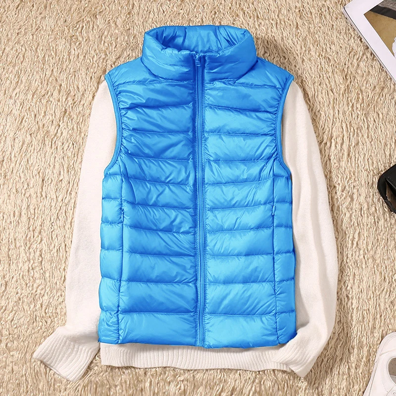 Ultra-light Women's coats Sleeveless White Duck Feather Warm Waistcoat Down Vest Down jacket women Autumn 2023 feminine coat
Ultra-light Women's coats Sleeveless White Duck Feather Warm Waistcoat Down Vest Down jacket women Autumn 2023 feminine coat
