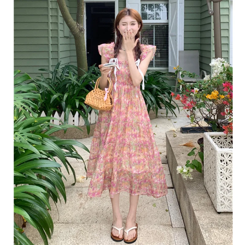 Summer Women Long Dress Gauze Spliced Loose Sweet Girl New Flying Sleeves Design Feeling Embroidery Fairy Appearance Slim Dress
Summer Women Long Dress Gauze Spliced Loose Sweet Girl New Flying Sleeves Design Feeling Embroidery Fairy Appearance Slim Dress