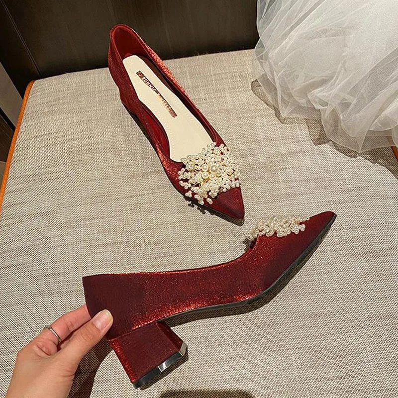 5cm New Fashion Beading Satin Pumps Sexy Block Heels Bridesmaid Women Red Shoes 41 42 43
5cm New Fashion Beading Satin Pumps Sexy Block Heels Bridesmaid Women Red Shoes 41 42 43
