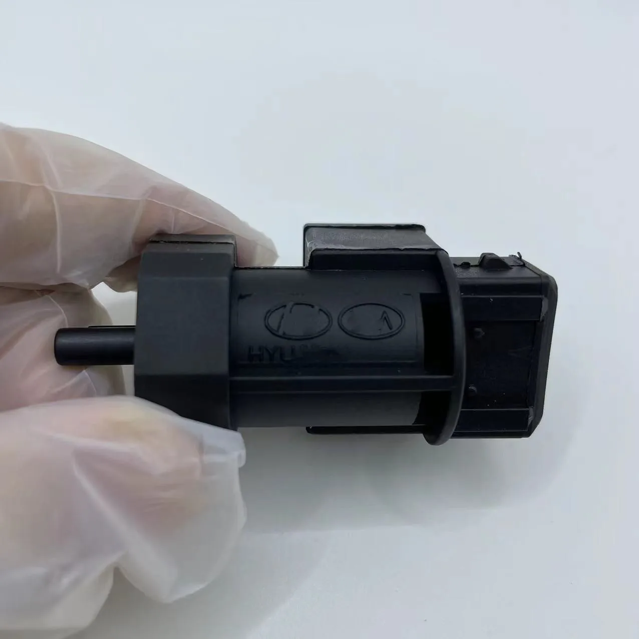 Genuine No.:96420-4A600 Transmission Speed Sensor Fit HHyundai ACCENT ELANTRA FOR K-ia SOUL SPECTRA 99-14 96420-4A500,964204A500
Genuine No.:96420-4A600 Transmission Speed Sensor Fit HHyundai ACCENT ELANTRA FOR K-ia SOUL SPECTRA 99-14 96420-4A500,964204A500