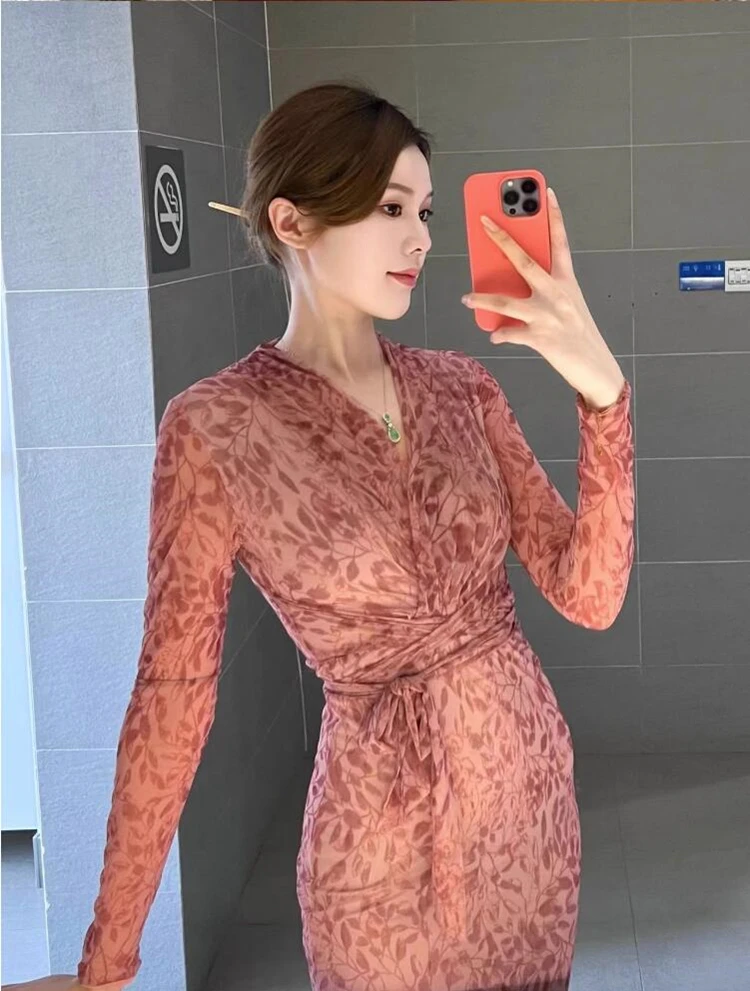 new spring summer office lady Fashion casual brand female women girls thin dress
new spring summer office lady Fashion casual brand female women girls thin dress