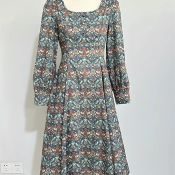 영국 자유 딸기 도둑 제한된 색 봄과 가을 높은 카운트 면 긴 소매 드레스 큰 스커트 스윙 스커트