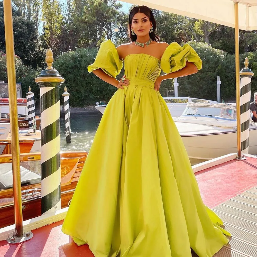 Fluffy Sleeve A-Line Long Formal Evening Dress Dubai Women Party Gowns 2023 Saudi Arabic Cocktail Prom Dresses
Fluffy Sleeve A-Line Long Formal Evening Dress Dubai Women Party Gowns 2023 Saudi Arabic Cocktail Prom Dresses