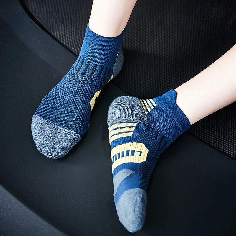 AnkleThick Knit Sports Sock Outdoor Fitness Breathable Quick Dry Wear-resistant Short Running Sock 2023
AnkleThick Knit Sports Sock Outdoor Fitness Breathable Quick Dry Wear-resistant Short Running Sock 2023