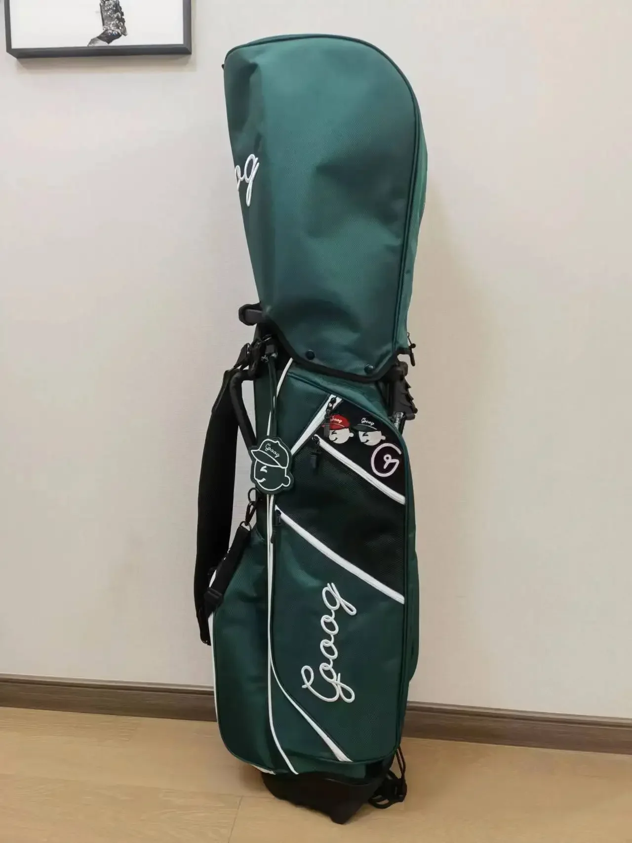 GOOOG Brand Fashion Golf Caddie Bag Men's and Women's New Nylon Standard Bracket Bag Outdoor Golf Club Bag Ball Bucket
GOOOG Brand Fashion Golf Caddie Bag Men's and Women's New Nylon Standard Bracket Bag Outdoor Golf Club Bag Ball Bucket