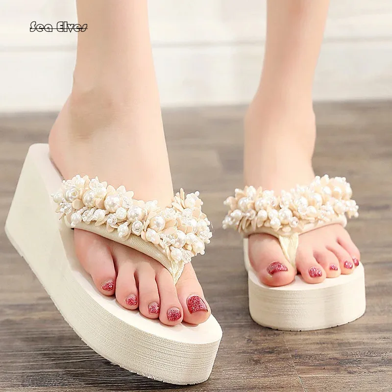 

Women's 2024 New Beaded Herringbone Slippers, Non slip Slope Heel Sandals, Suitable for Going on Vacation Beach Beach Shoes