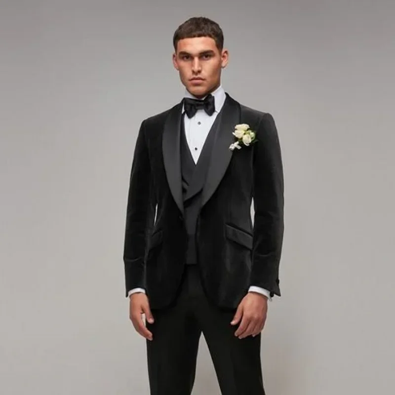 Black Velvet Shawl Lapel One Button Suits for Men Formal Prom Party Banquet Outfits Wedding Groom Best Man Tuxedo 3 Piece Set
Black Velvet Shawl Lapel One Button Suits for Men Formal Prom Party Banquet Outfits Wedding Groom Best Man Tuxedo 3 Piece Set