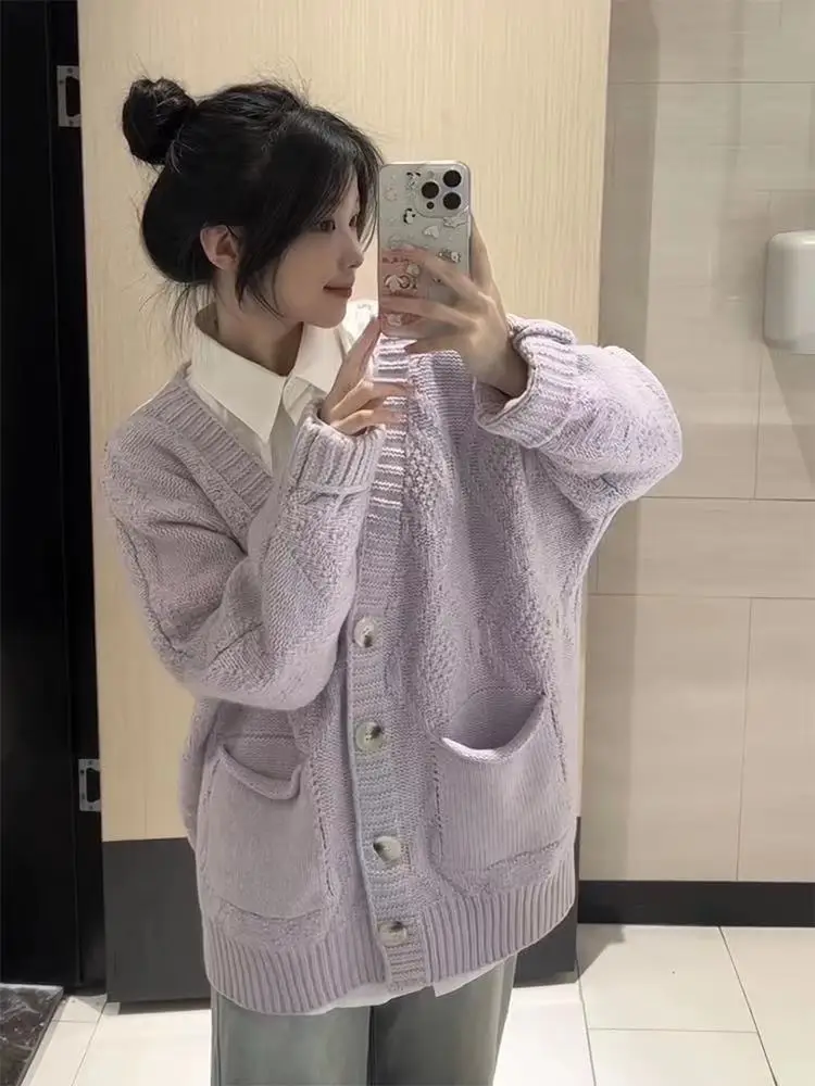Purple knitted cardigan sweater, college style sweet knitted sweater for women's autumn winter new long sleeved V-neck sweater Purple knitted cardigan sweater, college style sweet knitted sweater for women's autumn winter new long sleeved V-neck sweater