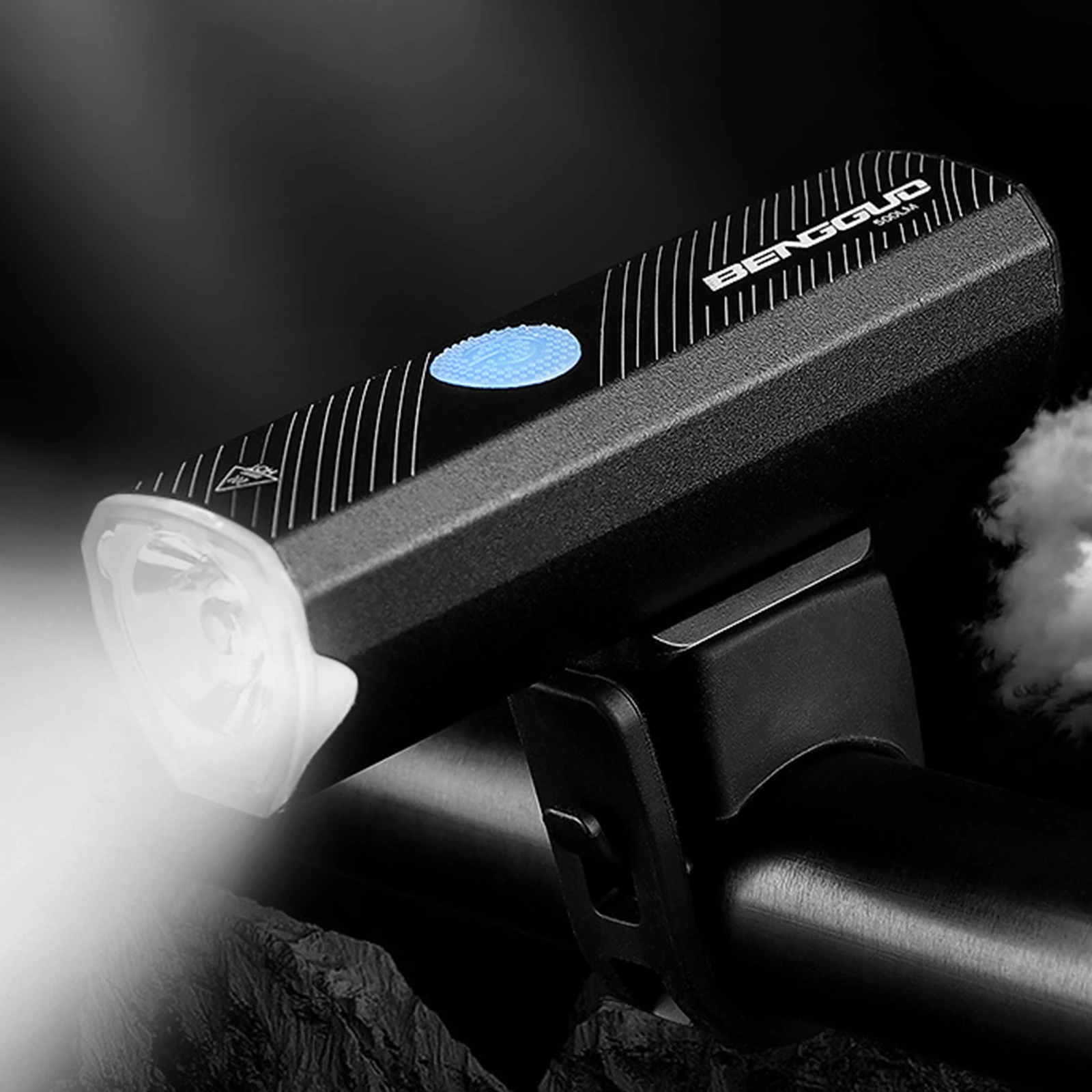 1pc Rechargeable Bike Lights With Charging Cable 4 Modes Waterproof Bicycle Headlights 150-500lm Flashlight Night Safely Riding
1pc Rechargeable Bike Lights With Charging Cable 4 Modes Waterproof Bicycle Headlights 150-500lm Flashlight Night Safely Riding