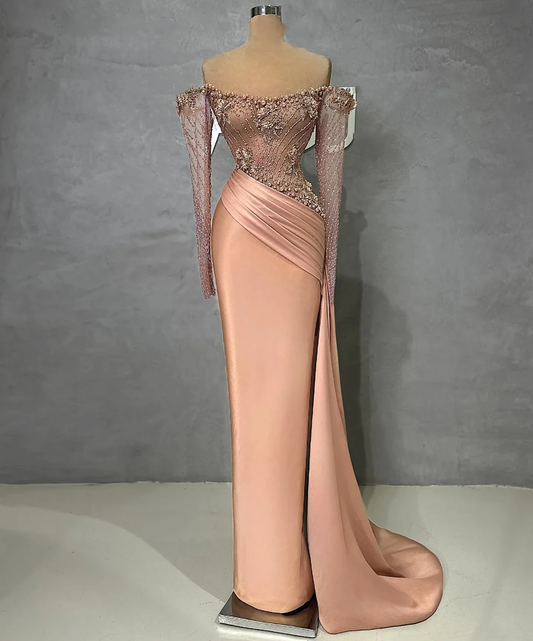 Exquisite Pearls Sheath Prom Dresses Beaded Boat Neck Evening Gowns Long Sleeves Special Occasion Floor Length Satin Formal Wear
Exquisite Pearls Sheath Prom Dresses Beaded Boat Neck Evening Gowns Long Sleeves Special Occasion Floor Length Satin Formal Wear