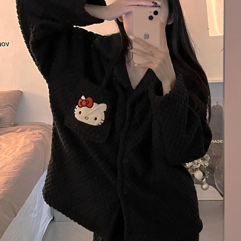 Kawaii Sanrio Anime Hello Kitty Dacron Pajamas Cute Cartoon Lovely Coral Velvet Long Sleeved Home Clothing Set for Girls
Kawaii Sanrio Anime Hello Kitty Dacron Pajamas Cute Cartoon Lovely Coral Velvet Long Sleeved Home Clothing Set for Girls