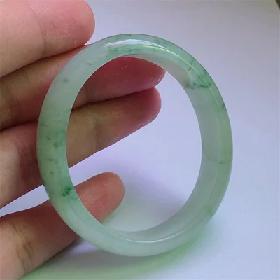 Natural Light Green Burmese Emerald 54mm-64mm Bracelet Elegant Princess Jewelry Gifts for Mom and Girlfriend
Natural Light Green Burmese Emerald 54mm-64mm Bracelet Elegant Princess Jewelry Gifts for Mom and Girlfriend