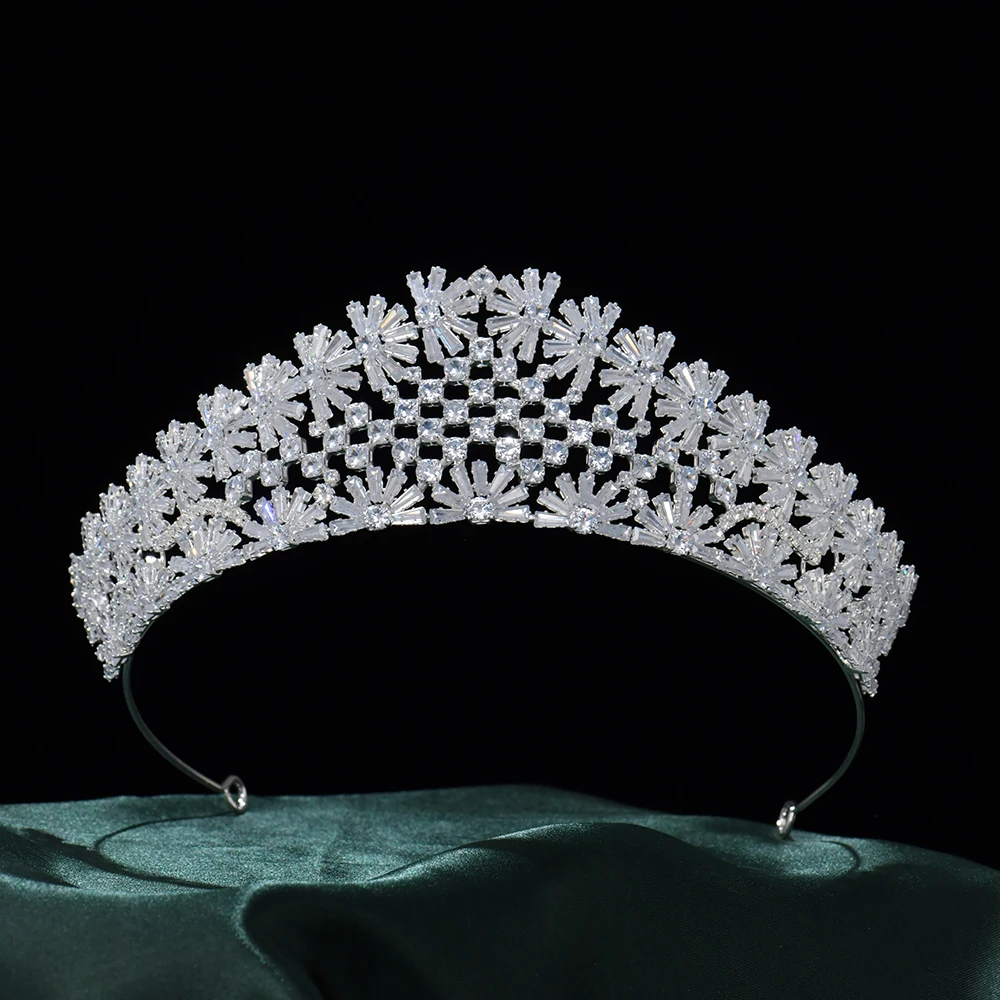 

Cubic Zirconia Tiara For Wedding Bride Headdress Luxury Queen Bridal Tiaras Crowns Pageant Party Prom Hair Jewelry Headpiece