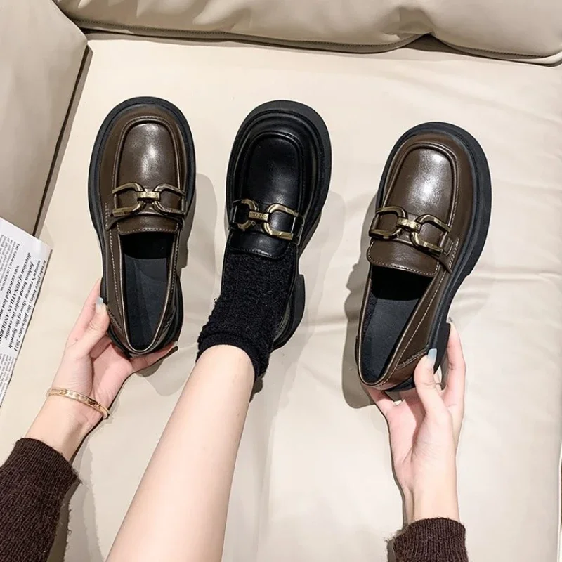 College English Style Black Leather Shoes for Women in Spring 2023 New Style Slip on Slip-on Shoe Black Retro Single Shoes
College English Style Black Leather Shoes for Women in Spring 2023 New Style Slip on Slip-on Shoe Black Retro Single Shoes