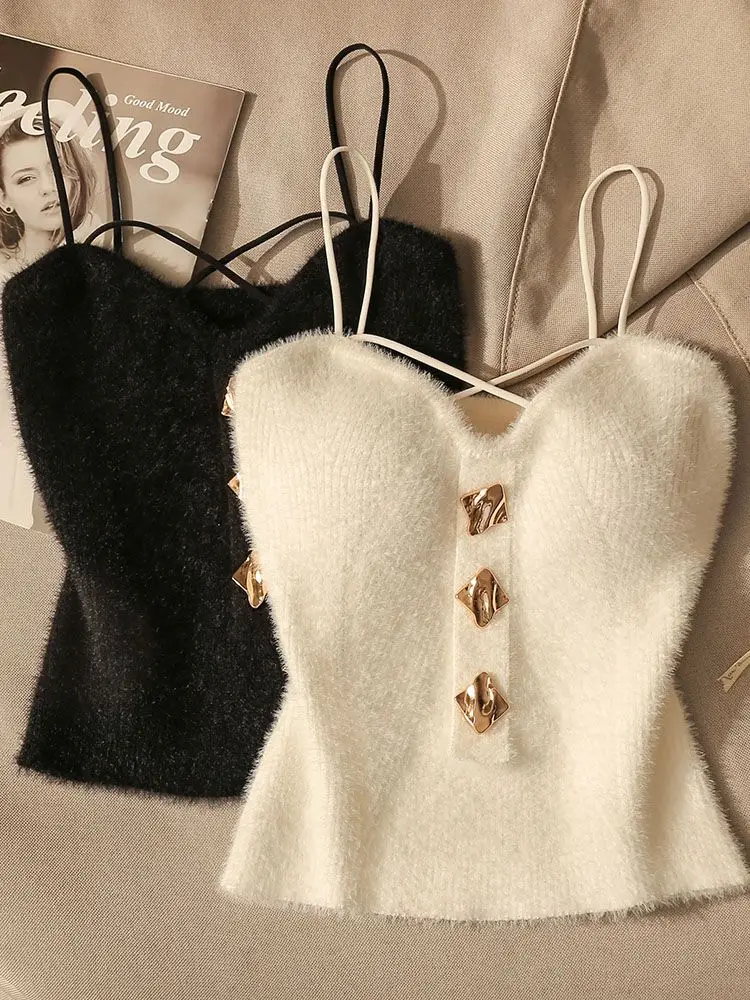 French Cross-knit Plush Camisole Women's Vest with Sexy Beauty Slim High-end Base Bandeau Top Warm Short Tank Top
French Cross-knit Plush Camisole Women's Vest with Sexy Beauty Slim High-end Base Bandeau Top Warm Short Tank Top