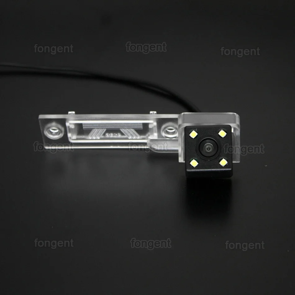 Rear_View_Camera_for_Volkswagen_Bora_VW_Magotan_Skoda_Superb_2008_2009_2010_2011_2012_Car (8).JPG