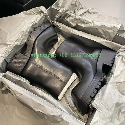 Lady PU black punk style calf boots square toe design high top boots flat dress daily T show boots fall footwear large size 44
Lady PU black punk style calf boots square toe design high top boots flat dress daily T show boots fall footwear large size 44