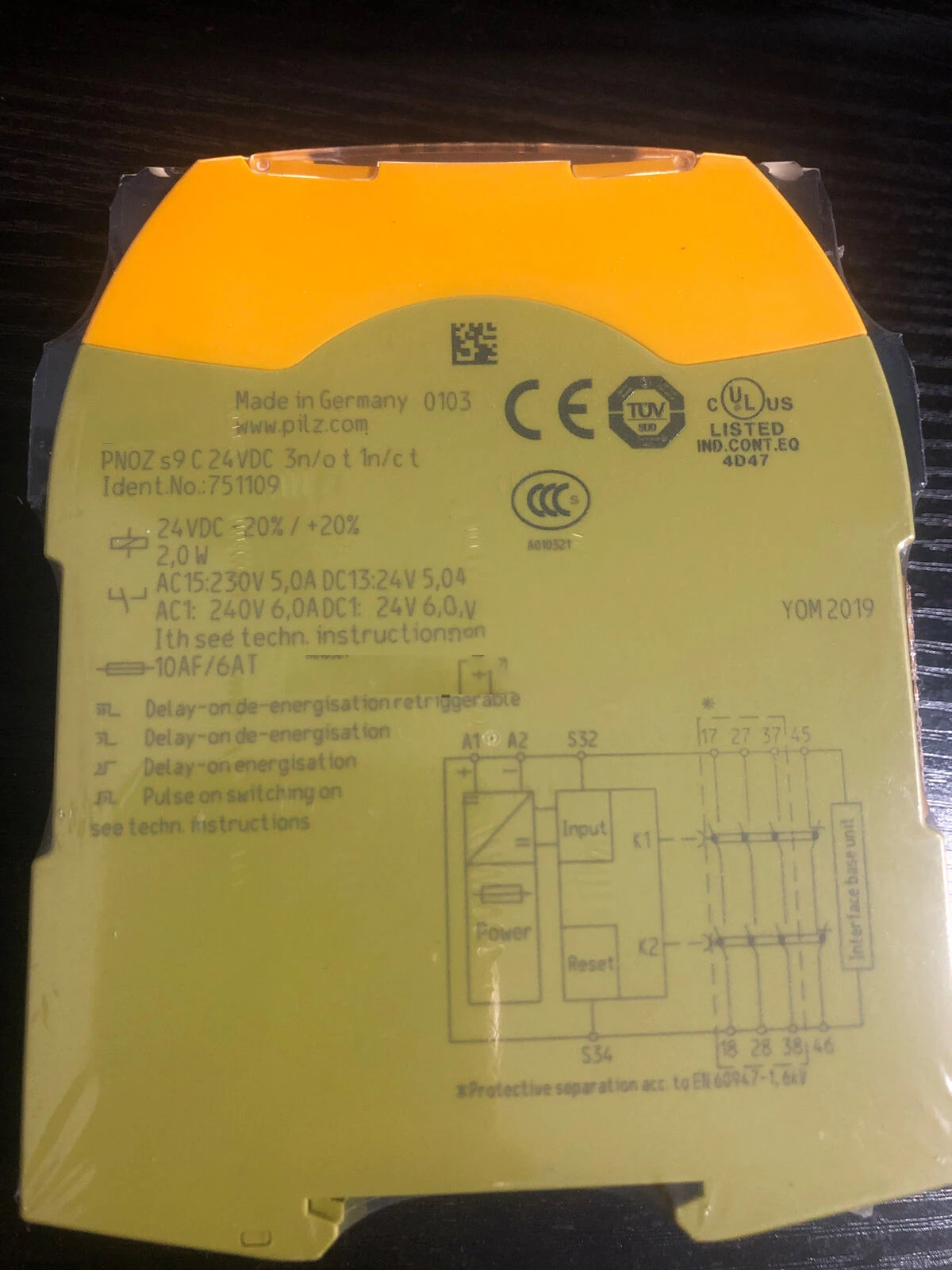 * 751109 для реле безопасности PNOZsigma (автономный), PNOZ s9 C 24 В постоянного тока 3 n/o 1 n/c t
* 751109 для реле безопасности PNOZsigma (автономный), PNOZ s9 C 24 В постоянного тока 3 n/o 1 n/c t