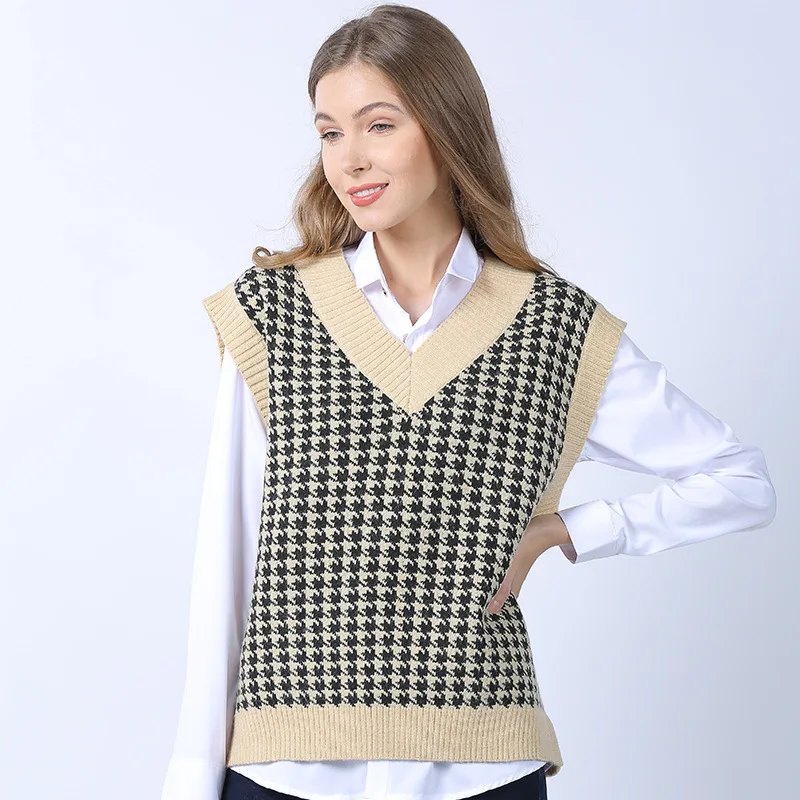Vintage Knitted Oversized Houndstooth Sleeveless Pullover Vest Autumn Women Fashion Loose Plaid V Neck Split Female Sweater
Vintage Knitted Oversized Houndstooth Sleeveless Pullover Vest Autumn Women Fashion Loose Plaid V Neck Split Female Sweater