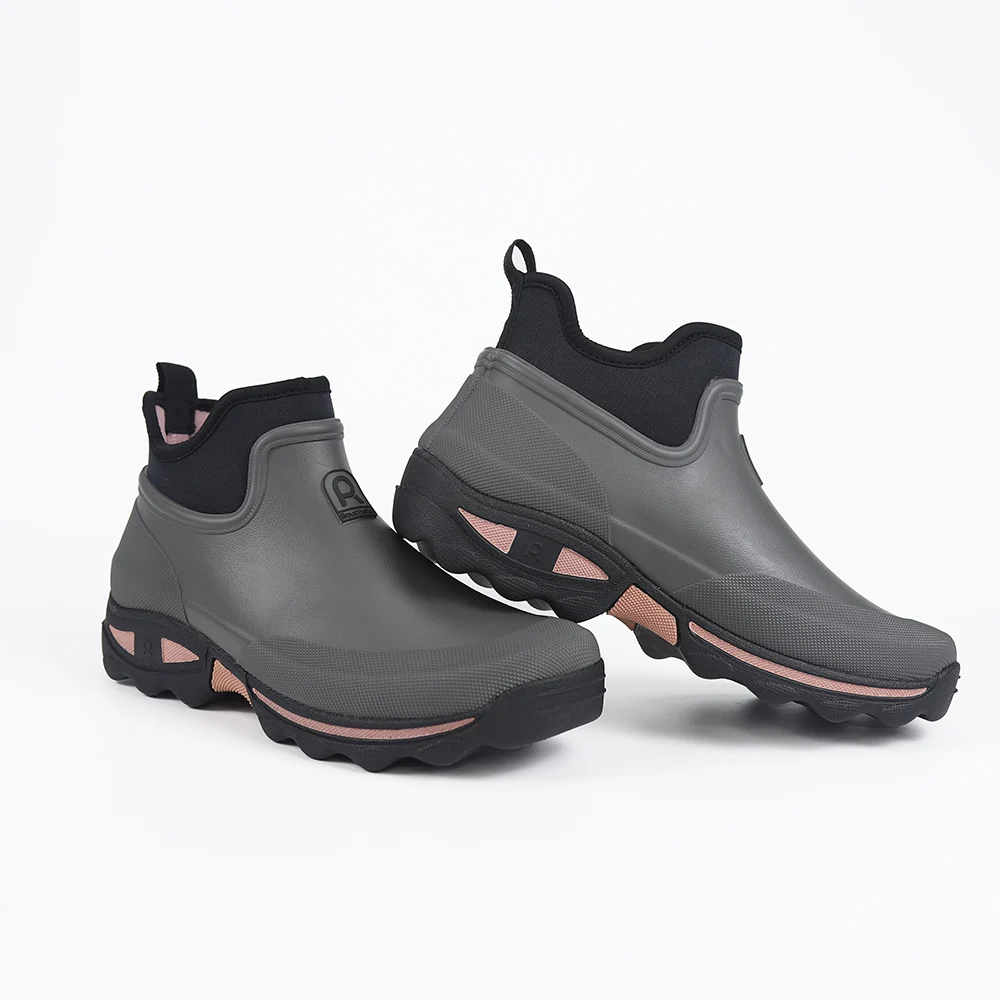 High-End ort Rubber Rain Boots for Men Waterproof Non-Slip Comfortable Fiing Outdoor Boots Car Wa oes No Foot Odor