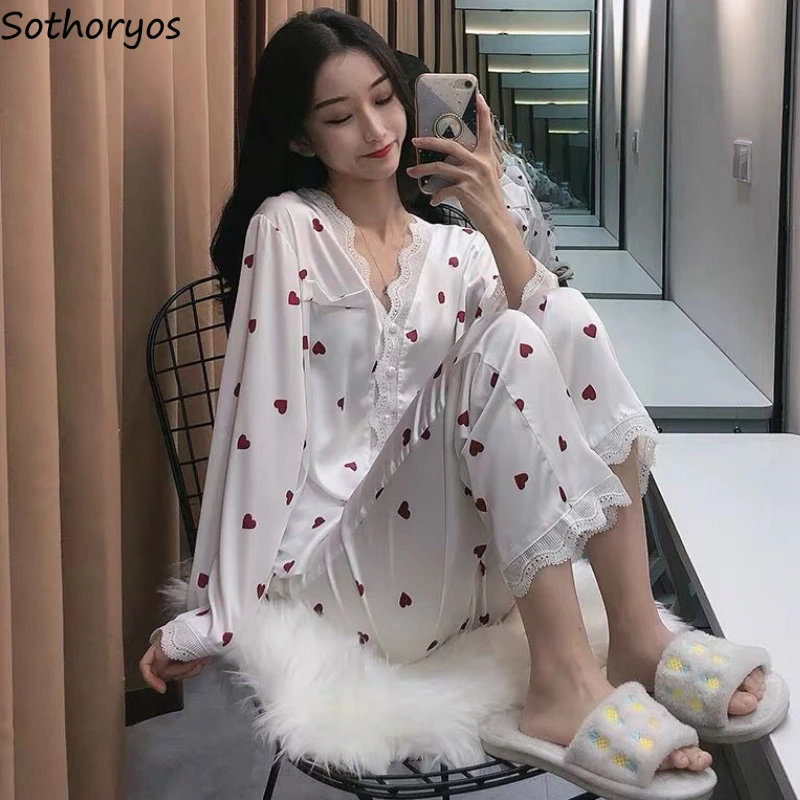 Пижамный комплект женский с принтом сердца, модная пикантная одежда для сна в Корейском стиле, Милая Кружевная удобная домашняя пижама с V-образным вырезом, весна-лето
Пижамный комплект женский с принтом сердца, модная пикантная одежда для сна в Корейском стиле, Милая Кружевная удобная домашняя пижама с V-образным вырезом, весна-лето